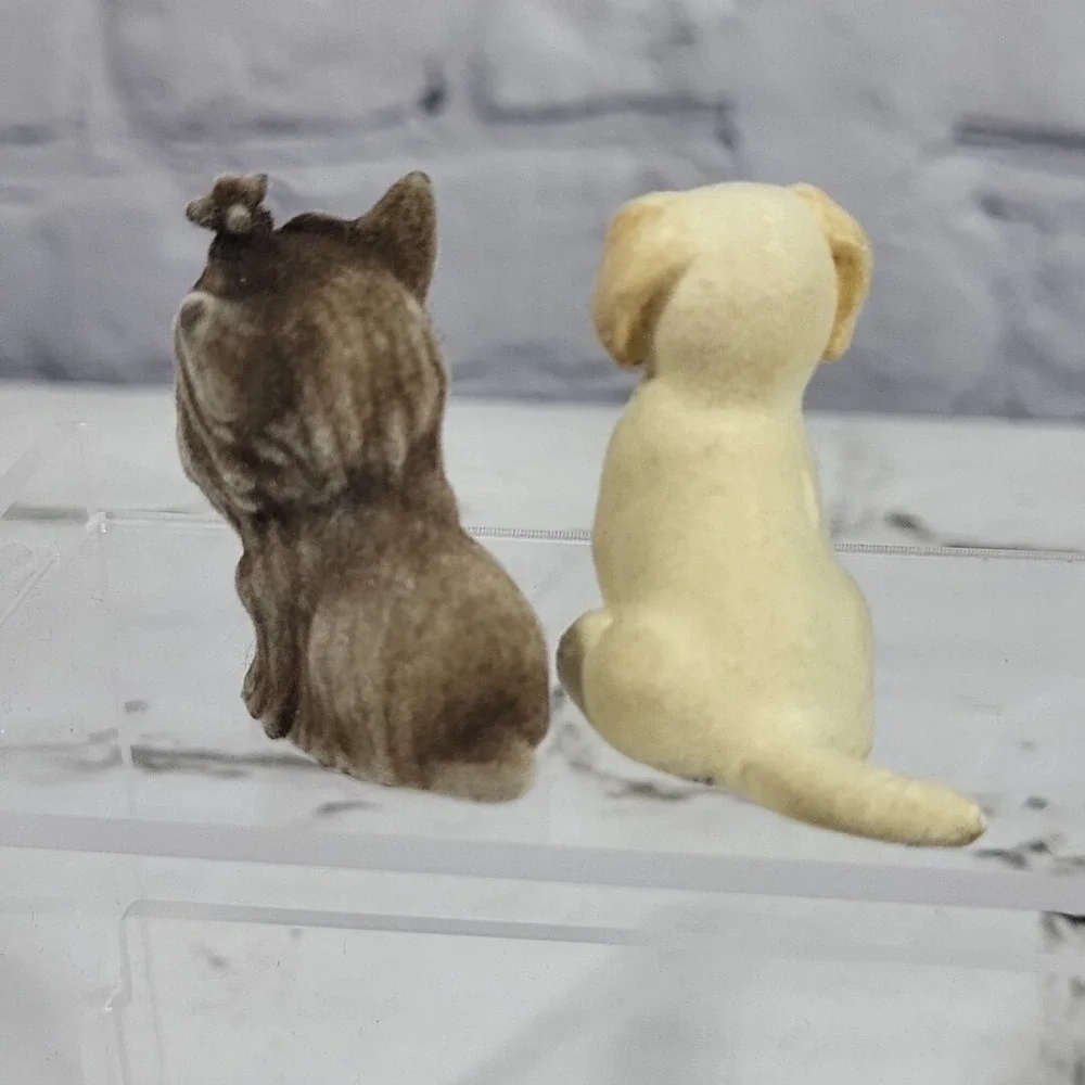 Mini Puppy Dogs Flocked Figures Lot of 5 Some Puppy in‎ My Pocket